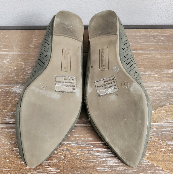 Seychelles Cutout Flats - Picture 3 of 3